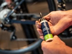 BBB BCH-201 BioWax Kettingsmeermiddel-100ml -Fietscomponenten Winkel 2909340001 4 medium