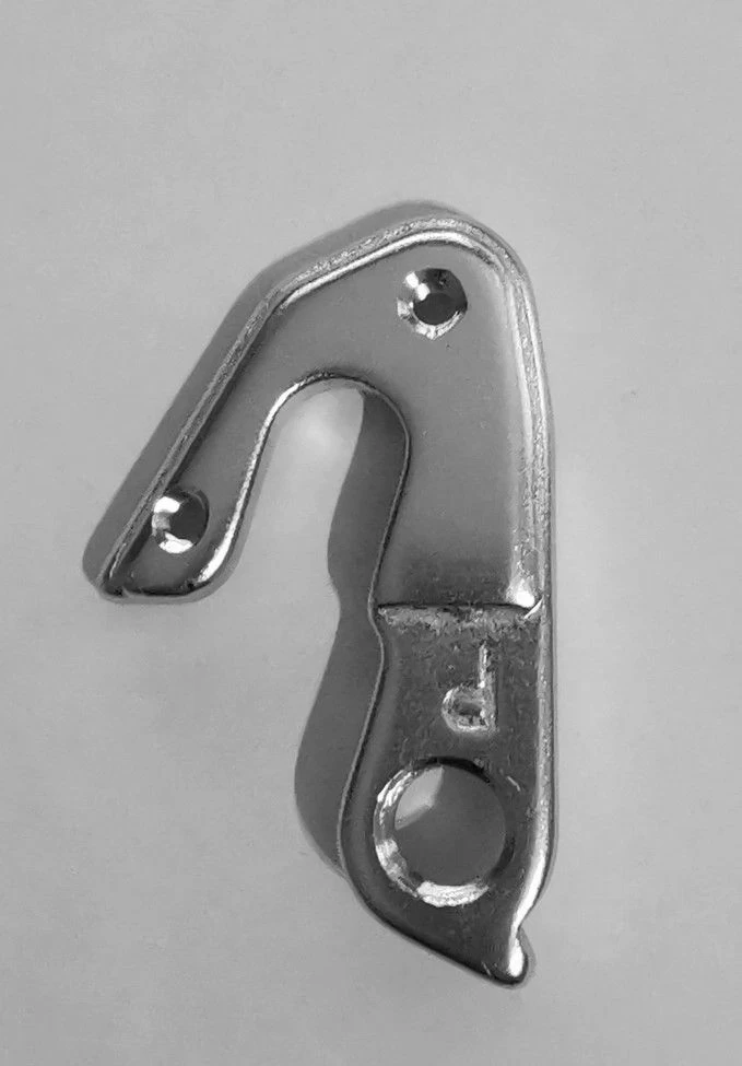 Math Salden 074 Aluminium Derailleurhanger-Zilver 1 Math Salden 074 Aluminium Derailleurhanger-Zilver